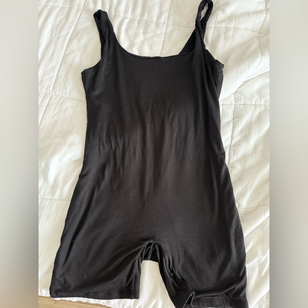 Bumpsuit maternity romper. Black. Size Large